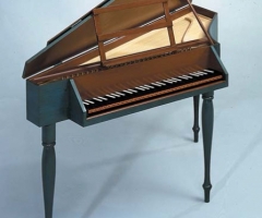 Spinet with Reverse Keyboard, Turned Legs and two-color painted case with undercoat