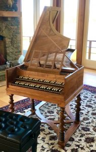 Image of a harpsichord